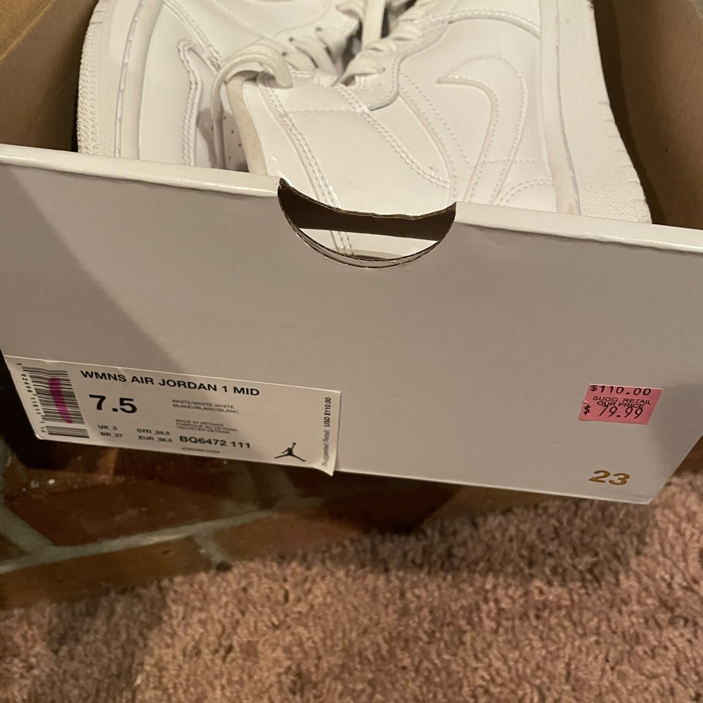 Womens air Jordan miss